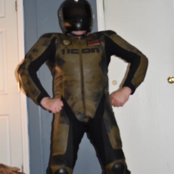 Icon Hypersport Battlescar leather motorcycle 🏍 suit size US 46/ EURO56 - Picture 4 of 16